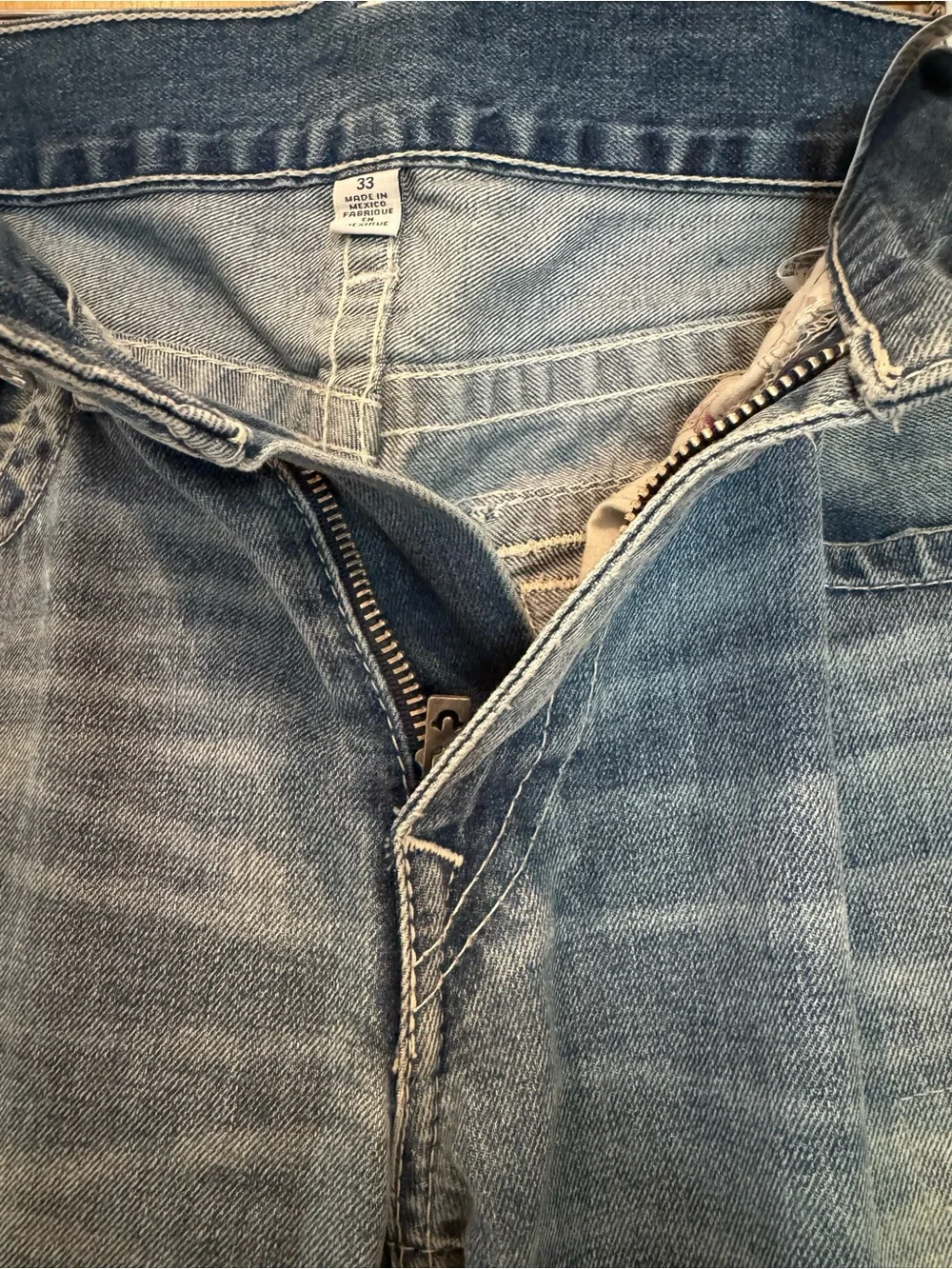True Religion Basic Straight Leg Distressed Flap Jeans Size 33